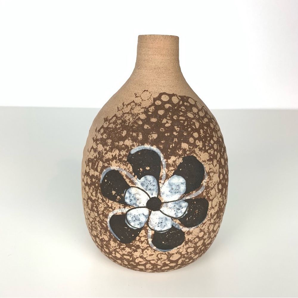Helga Mader Vase Signed Studio Pottery Canada Flower Floral Vtg Brown Elegant
